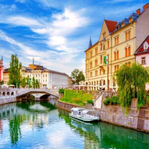 BALCANES ÚNICOS Y FABULOSOS 