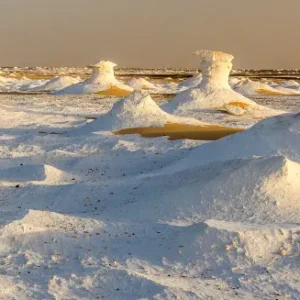 EGIPTO CON EL DESIERTO BLANCO